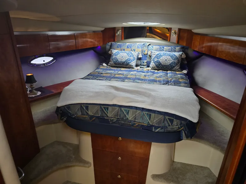 Slide: The Image of Cruisers 420 EXPRESS 2005 - 43
