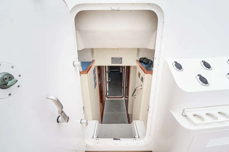 Slide: The Image of West Bay 80 CPMY 2005 - 101