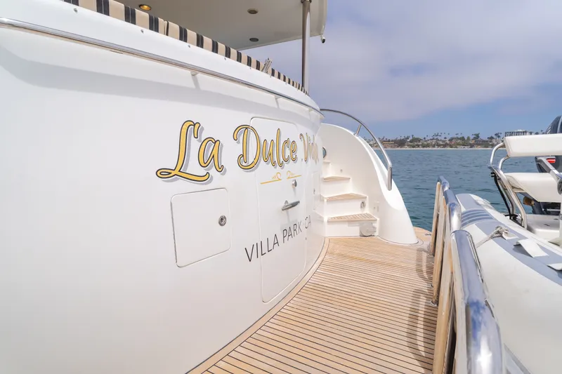 Slide: The Image of Ocean Alexander 68 MOTOR YACHT 2010 - 66