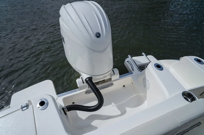 Slide: The Image of Scout 200 Sportfish 2027 - 39
