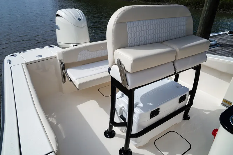 Slide: The Image of Scout 200 Sportfish 2027 - 24