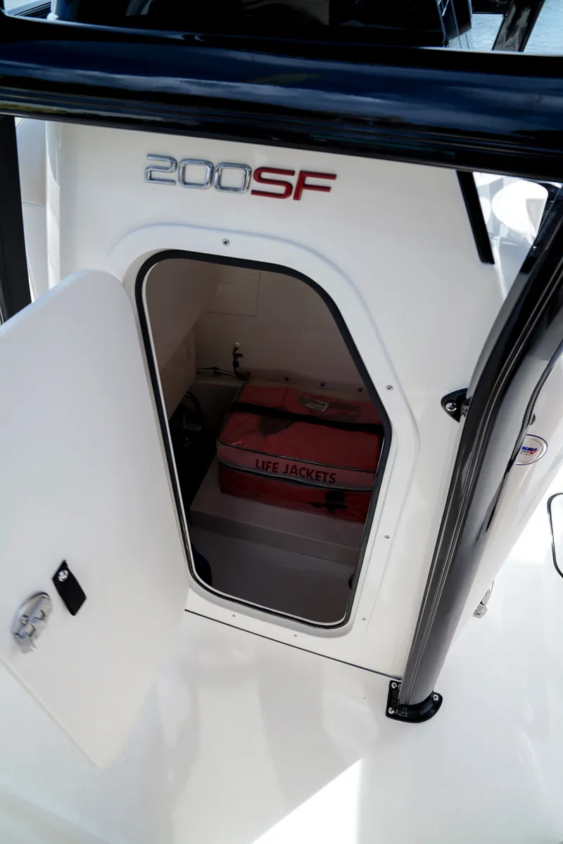 Slide: The Image of Scout 200 Sportfish 2027 - 38