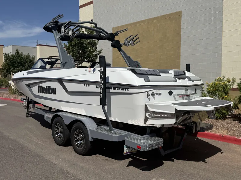 The Image of Malibu 23 MXZ 2021 - 0