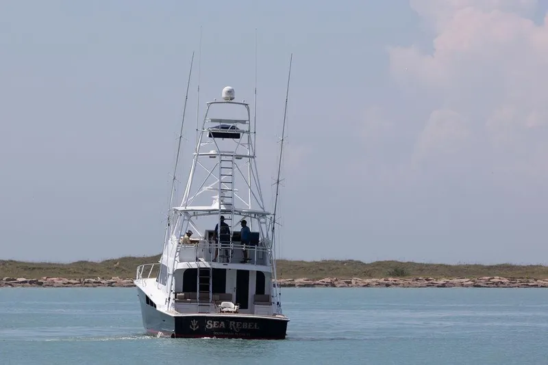 Slide: The Image of Hatteras 60 Convertible 2003 - 37