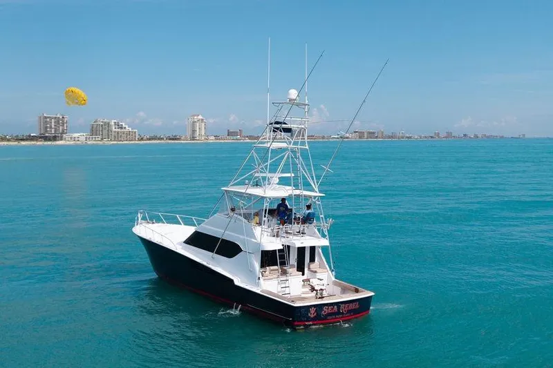 Slide: The Image of Hatteras 60 Convertible 2003 - 42