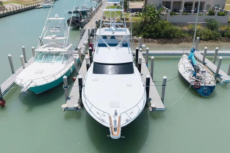 Slide: The Image of Hatteras 60 Convertible 2003 - 8