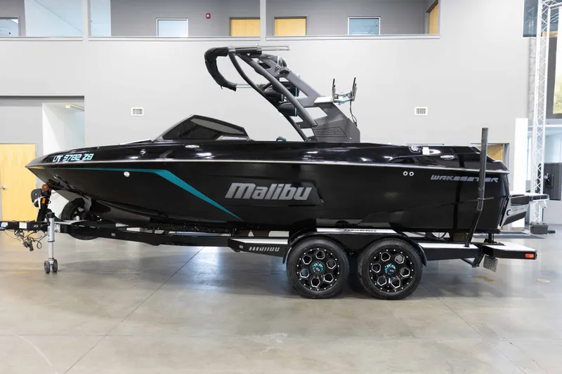 The Image of Malibu 22 LSV 2020 - 0