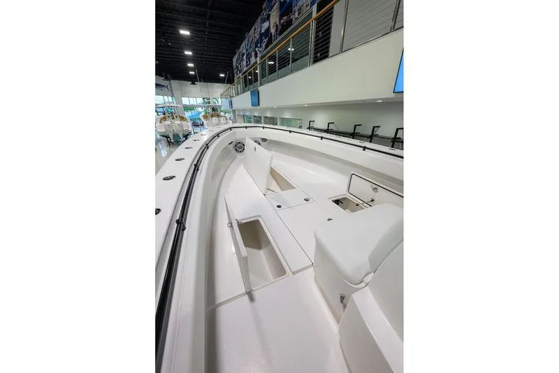 Slide: The Image of Contender 39ST 2026 - 8