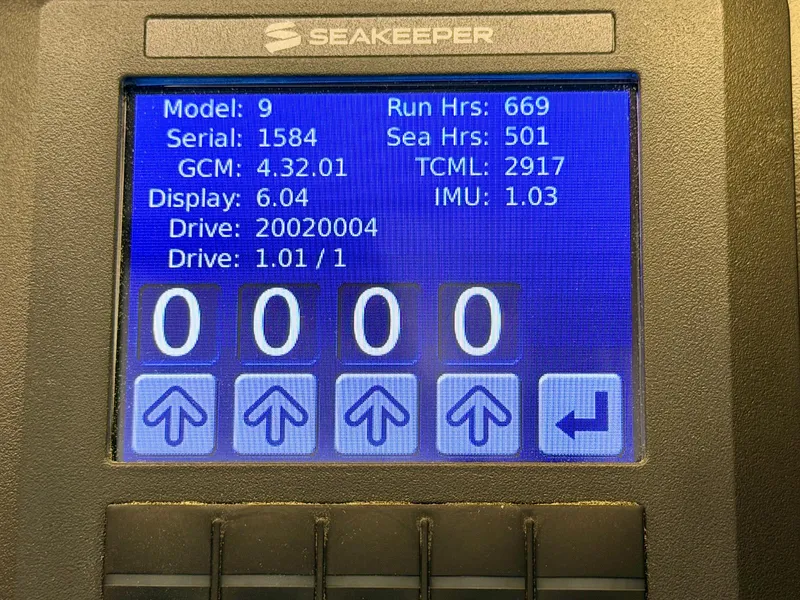 Slide: The Image of Sea Ray L550 2018 - 27