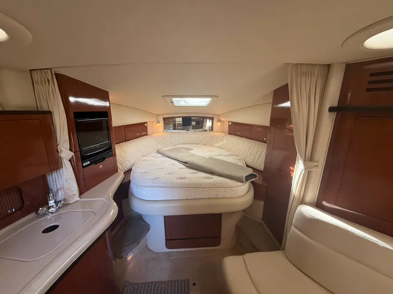 Slide: The Image of Sea Ray SUNDANCER 320 2002 - 23