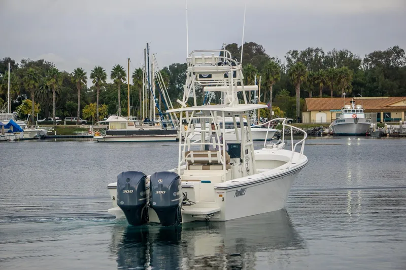 Slide: The Image of Parker Marine 2801 Center Console 2018 - 0