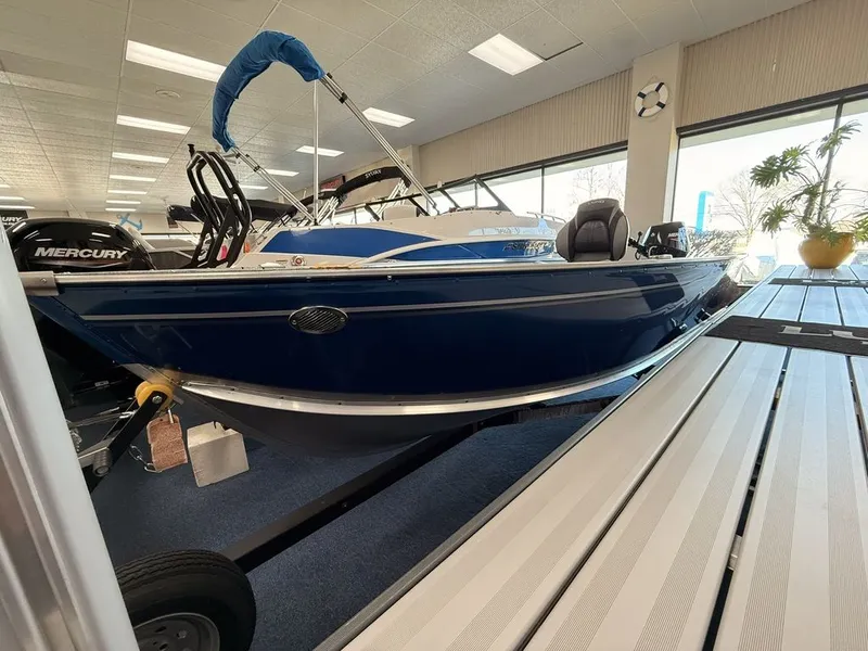 Slide: The Image of Lund 1600 Fury Tiller 2026 - 12