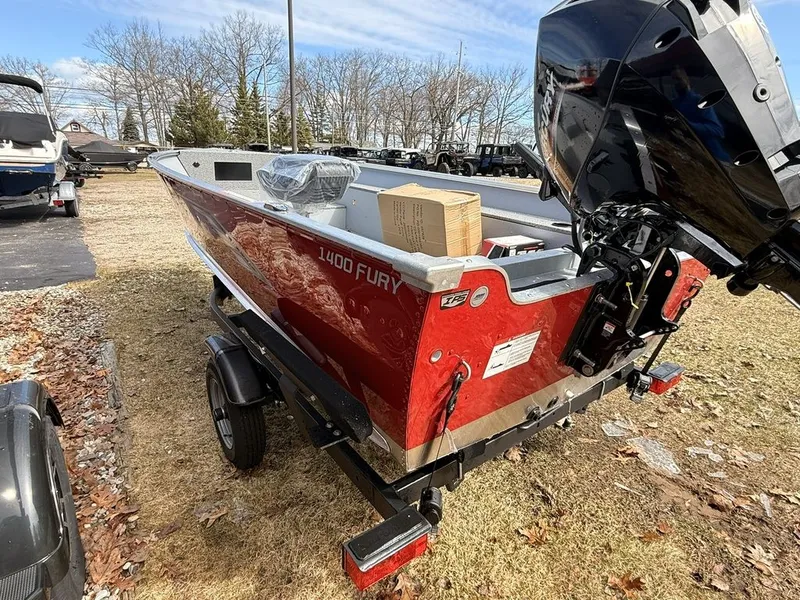 Slide: The Image of Lund 1400 Fury Tiller 2026 - 3