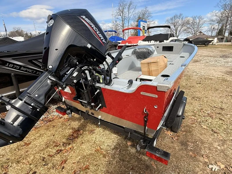 Slide: The Image of Lund 1400 Fury Tiller 2026 - 4