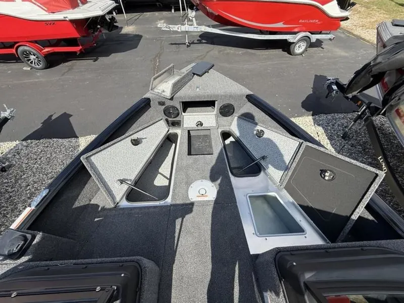 Slide: The Image of Lund 1775 Impact XS Sport 2026 - 11