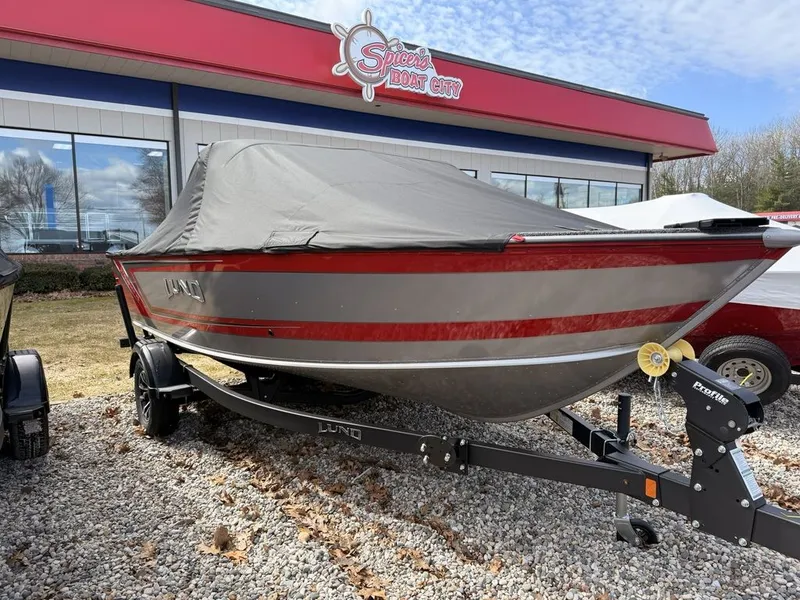 Slide: The Image of Lund 1775 Impact XS Sport 2026 - 2