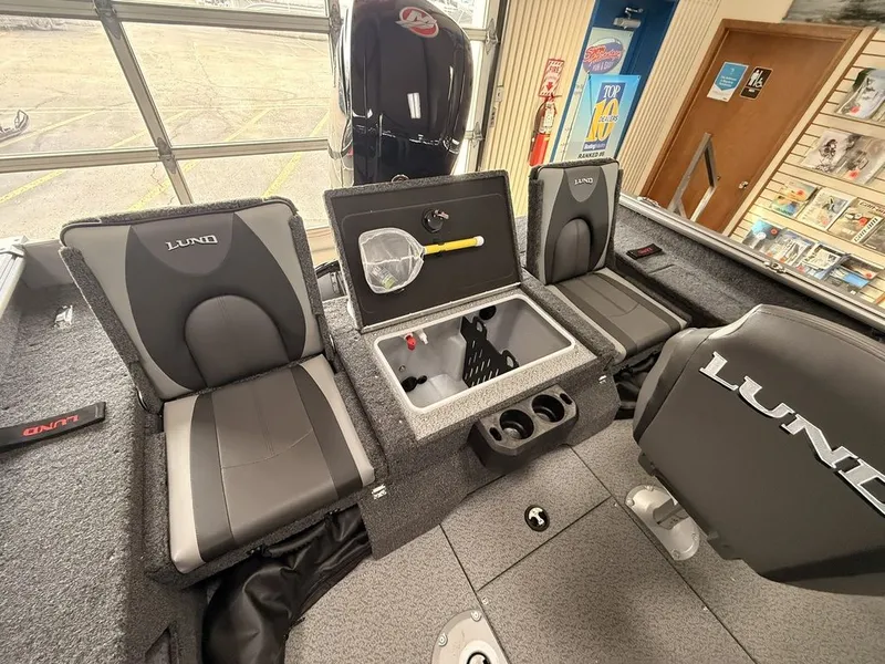 Slide: The Image of Lund 1775 Impact XS Sport 2026 - 20