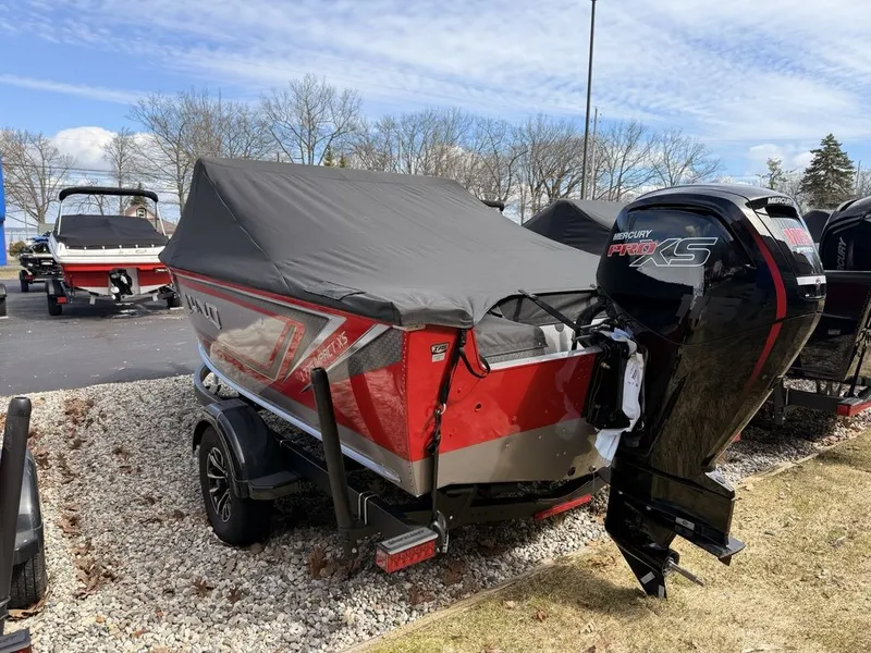 Slide: The Image of Lund 1775 Impact XS Sport 2026 - 3