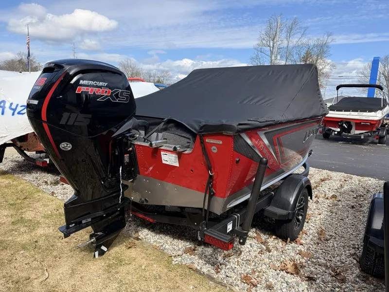 Slide: The Image of Lund 1775 Impact XS Sport 2026 - 4