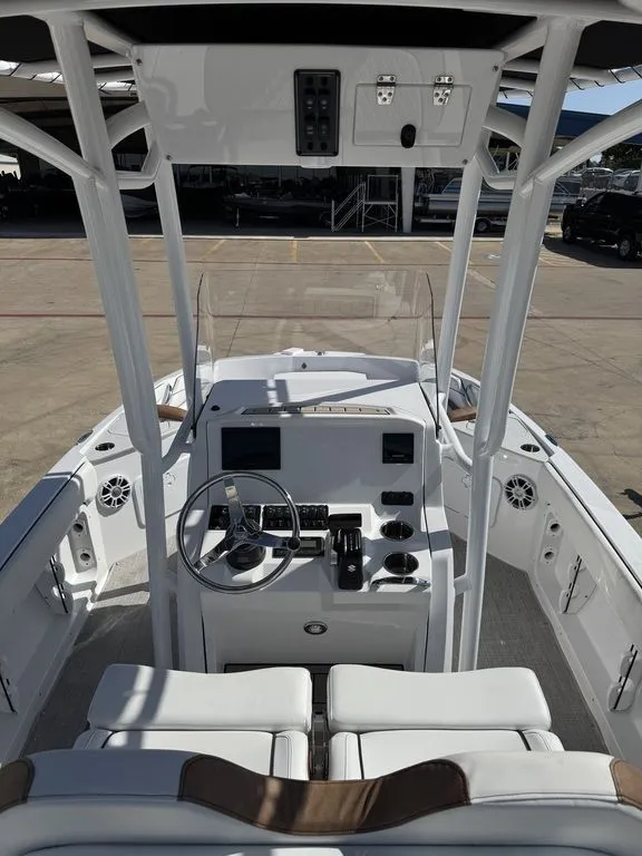 Slide: The Image of Stingray 206CC 2026 - 3