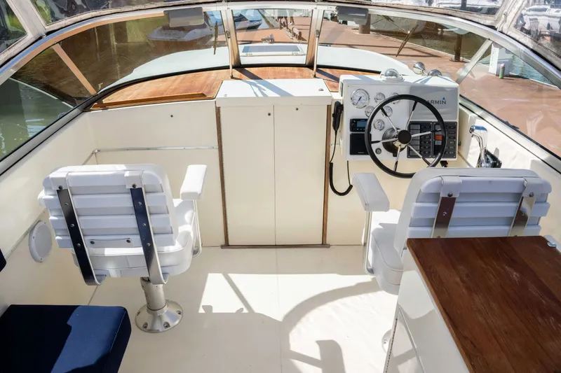 Slide: The Image of Hourston Glascraft Island Runner 2001 - 9