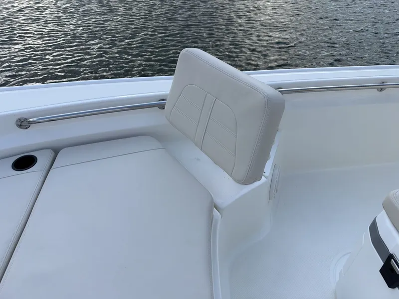 Slide: The Image of Boston Whaler 210 Montauk 2027 - 22