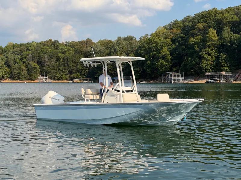 Slide: The Image of Boston Whaler 210 Montauk 2027 - 34