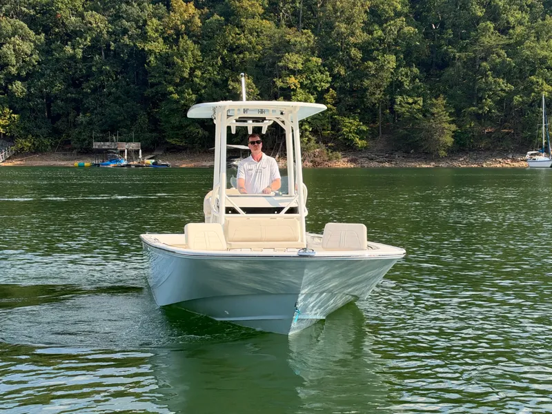 Slide: The Image of Boston Whaler 210 Montauk 2027 - 32