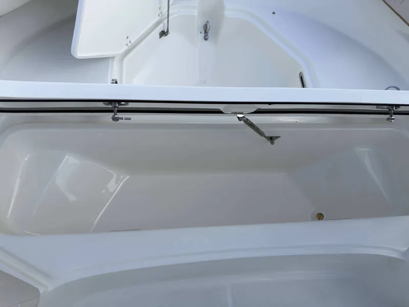 Slide: The Image of Boston Whaler 210 Montauk 2027 - 27
