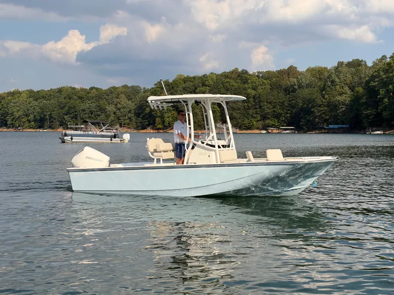 Slide: The Image of Boston Whaler 210 Montauk 2027 - 35