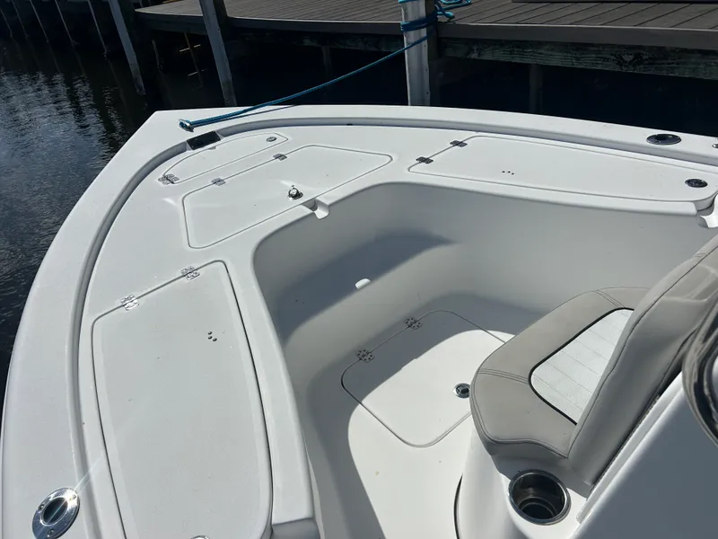 Slide: The Image of Sea Pro 208 BAY 2018 - 18
