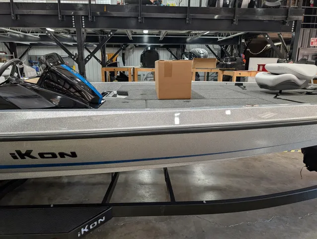 Slide: The Image of Ikon LXE21 ELITE 21' 2026 - 15