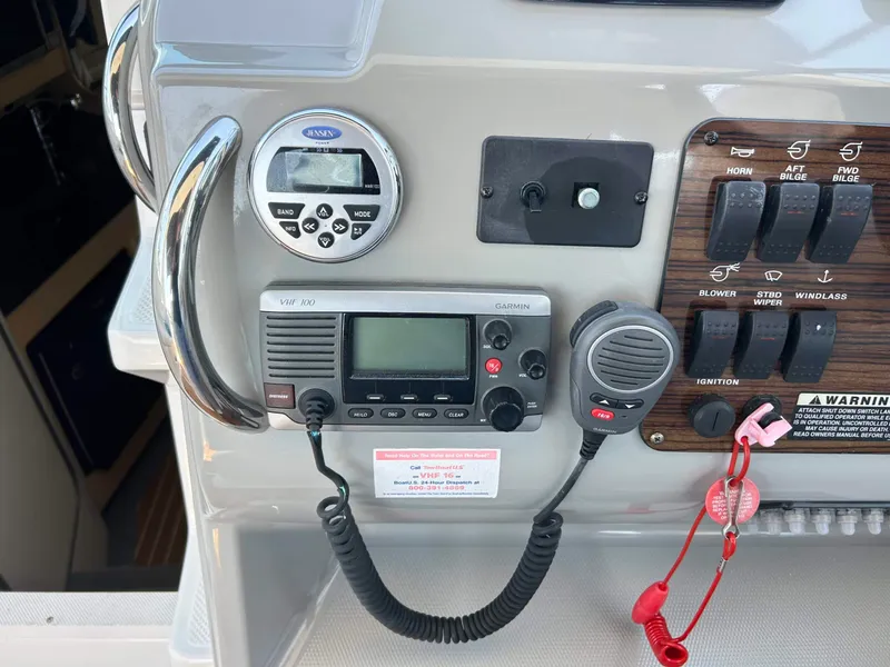 Slide: The Image of Bayliner 285 Cruiser 2011 - 12