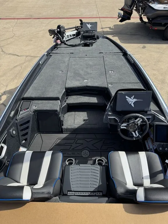 Slide: The Image of Skeeter FXR20 FLEX 2026 - 7