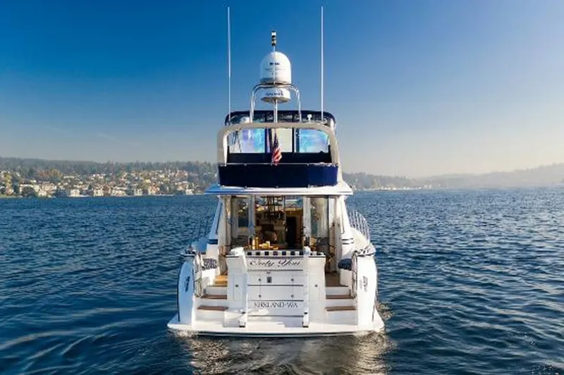 Slide: The Image of Prima Flybridge Sedan 2001 - 18