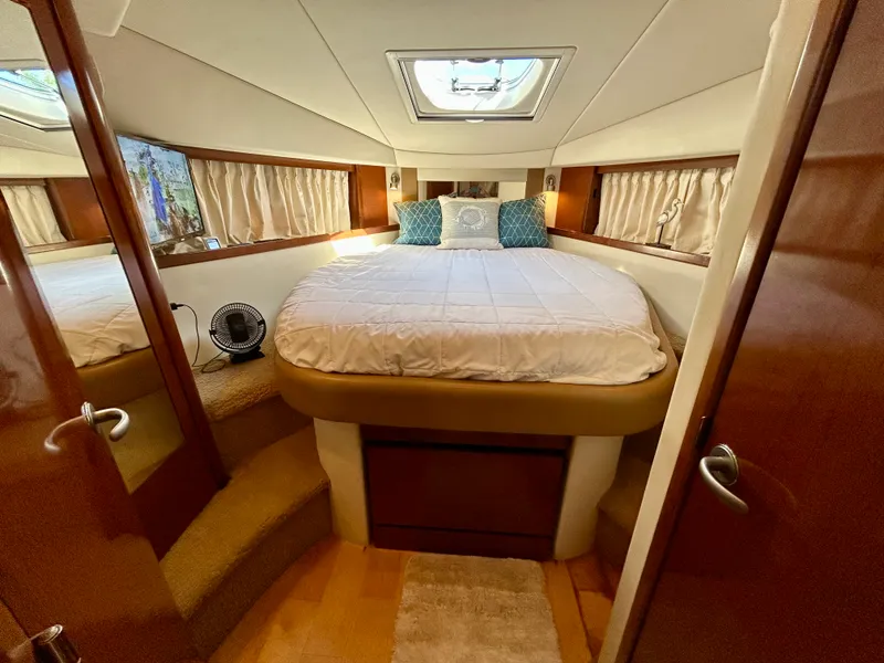 Slide: The Image of Sea Ray 38 Sundancer 2008 - 32