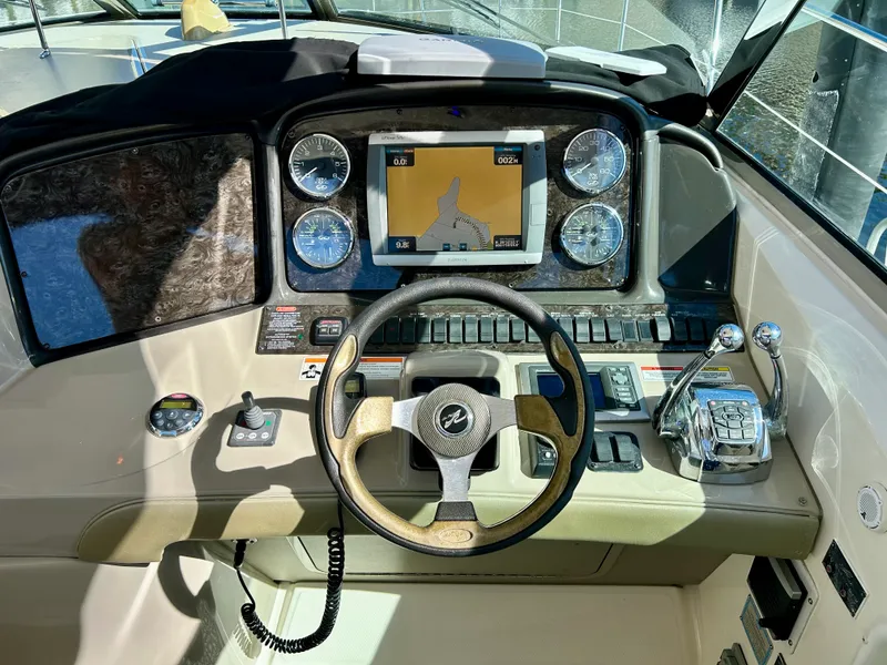 Slide: The Image of Sea Ray 38 Sundancer 2008 - 13