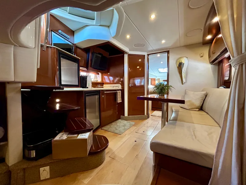 Slide: The Image of Sea Ray 38 Sundancer 2008 - 27