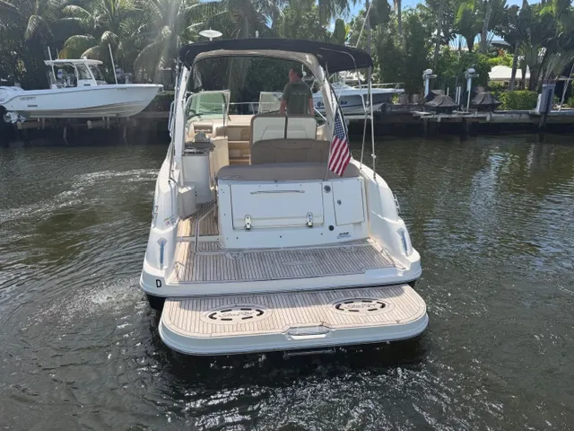 Slide: The Image of Sea Ray SUNDANCER 330 2016 - 16