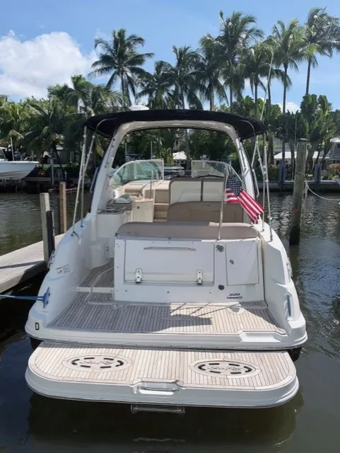 Slide: The Image of Sea Ray SUNDANCER 330 2016 - 13