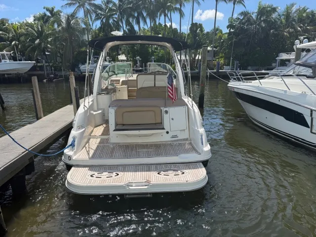 Slide: The Image of Sea Ray SUNDANCER 330 2016 - 29