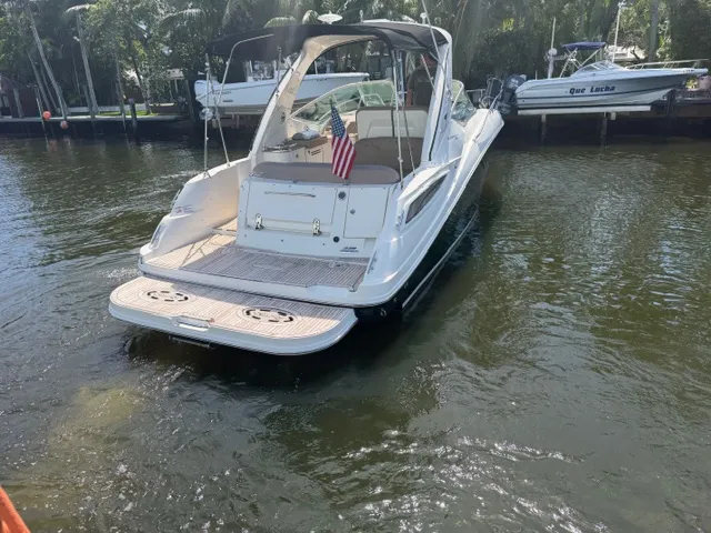 Slide: The Image of Sea Ray SUNDANCER 330 2016 - 22