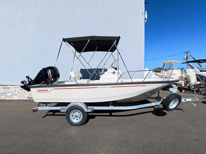 The Image of Boston Whaler 150 Montauk 2027 - 0