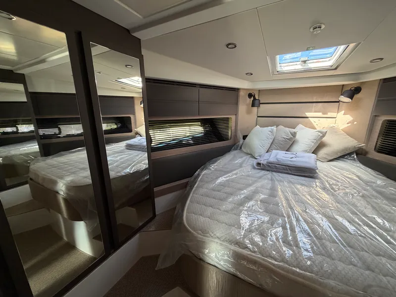 Slide: The Image of Azimut A45 2027 - 66