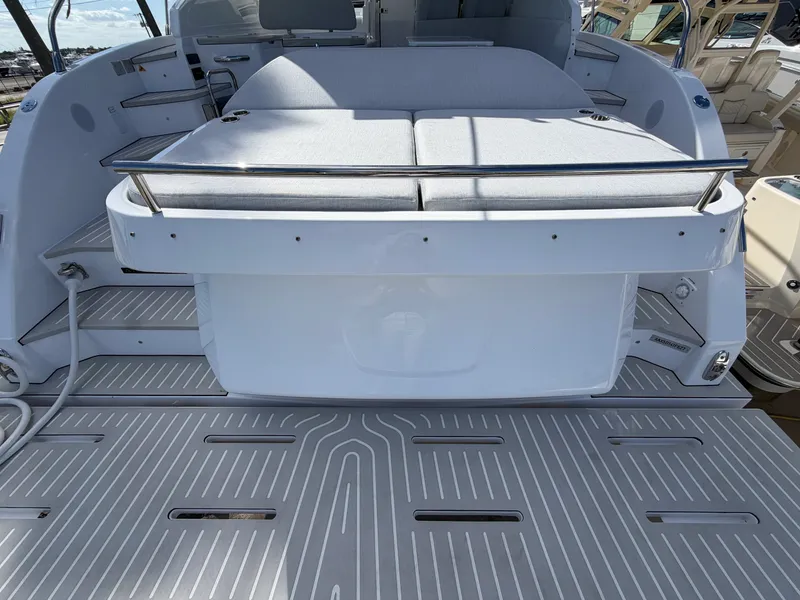 Slide: The Image of Azimut A45 2027 - 11
