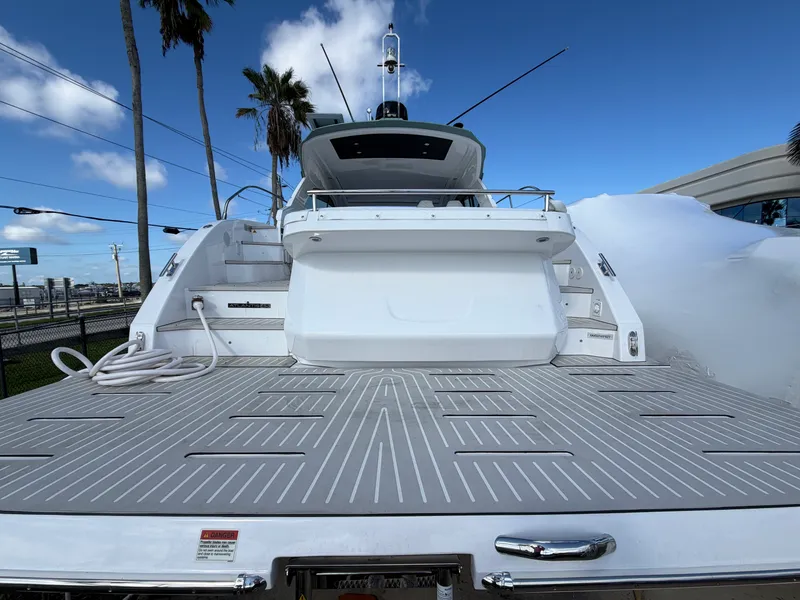 Slide: The Image of Azimut A45 2027 - 10