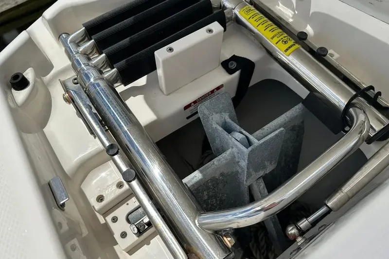 Slide: The Image of Chaparral 244 Sunesta 2014 - 20