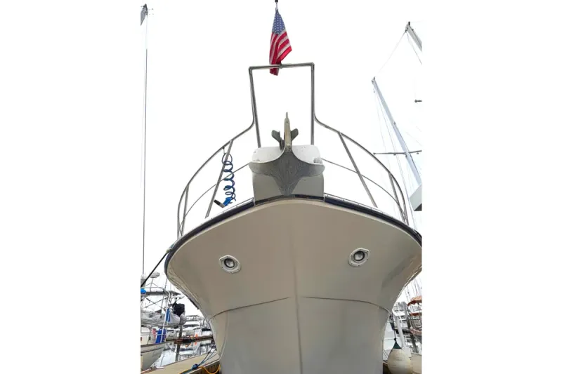 Slide: The Image of Californian 45' Aft Cabin Motor Yacht 1989 - 1
