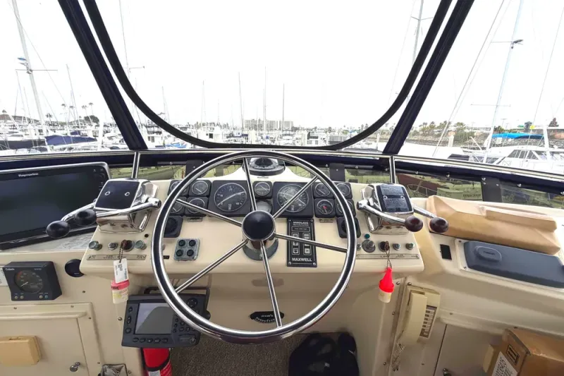 Slide: The Image of Californian 45' Aft Cabin Motor Yacht 1989 - 12