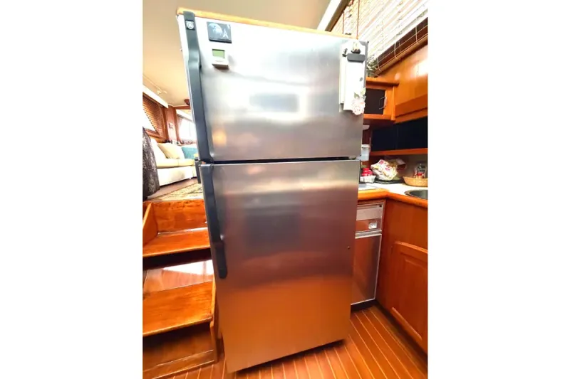 Slide: The Image of Californian 45' Aft Cabin Motor Yacht 1989 - 29